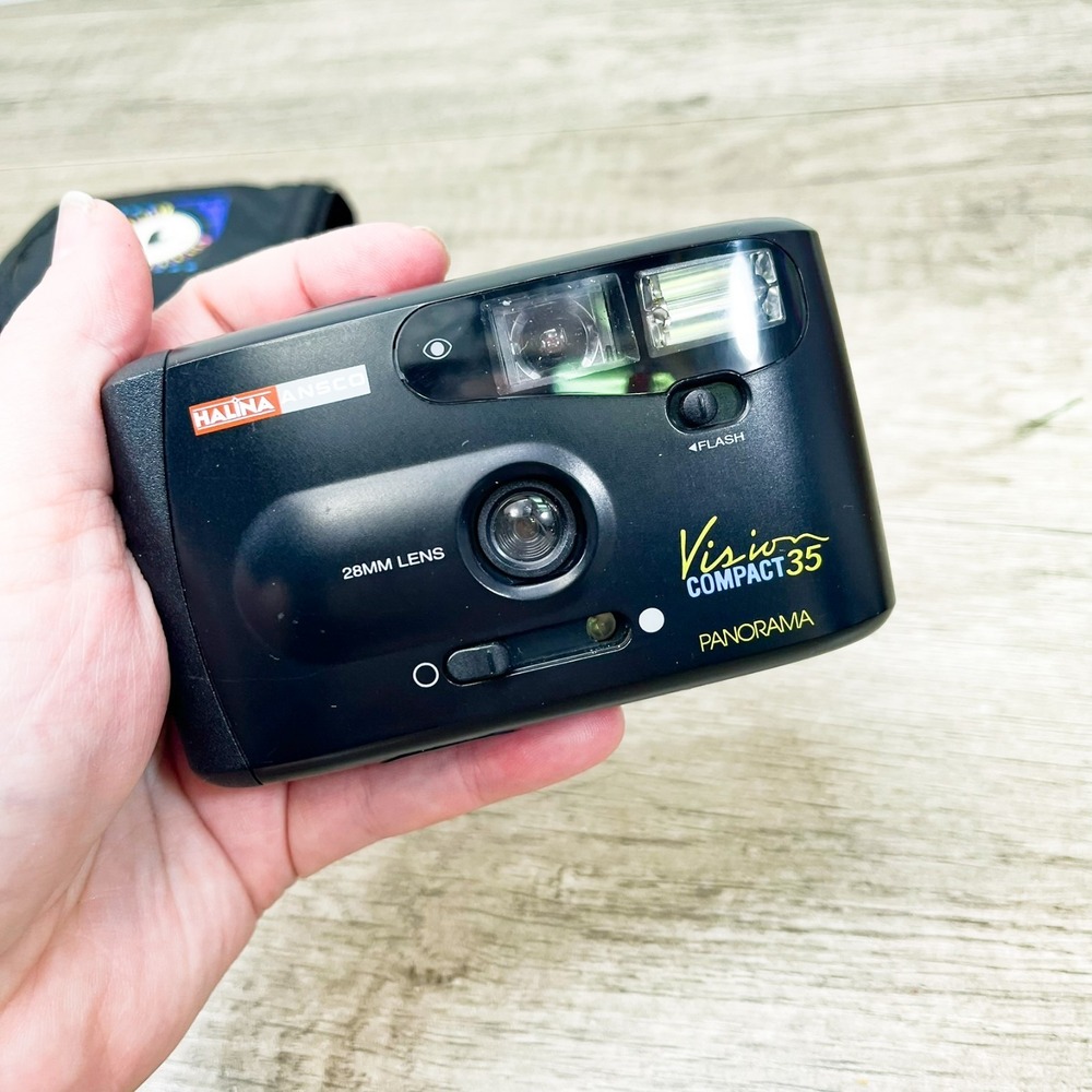 VTG Ansco Vision Compact 35mm Point & Shoot Film Camera w/Flash & Strap, Tested. - Picture 6 of 7